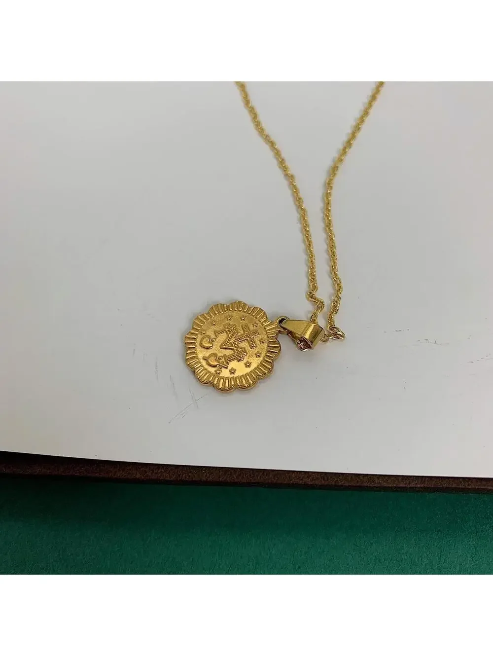 Cute Round Pendant Saint Marry Stainless Steel Gold Plated Circle Pendant y2k